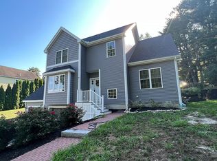 20 Elm Rd, Littleton, MA 01460