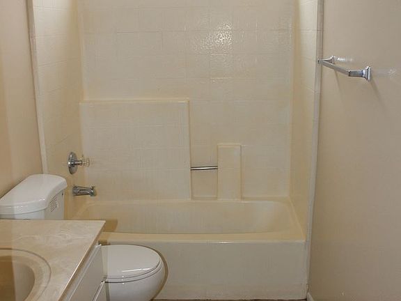 4th image of 3520 W Savanna St APT 6