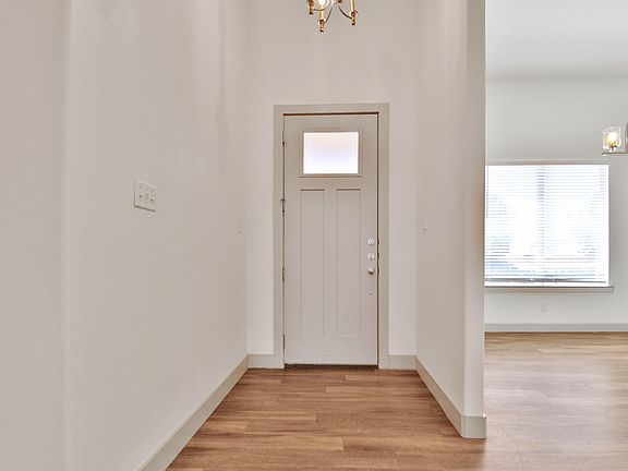 4th image of 603 Cambridge Ave