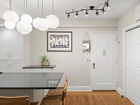 5th image of 205 E 78th St APT 5A