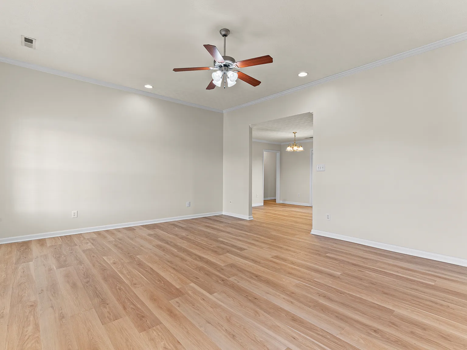 3 bed, 1675 sqft, $1,800 — Photo 4