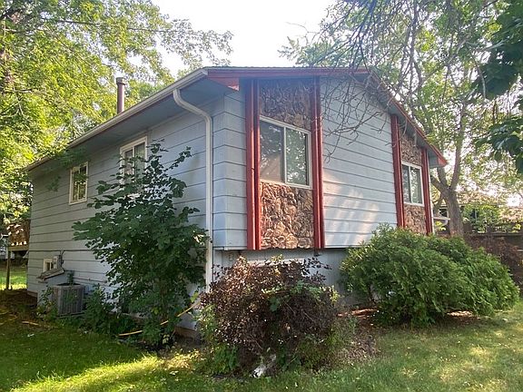 3rd image of 1021 Grant St