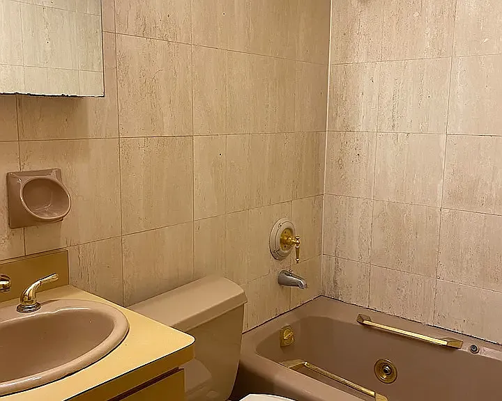 35 W 65th St #1C — Photo 2