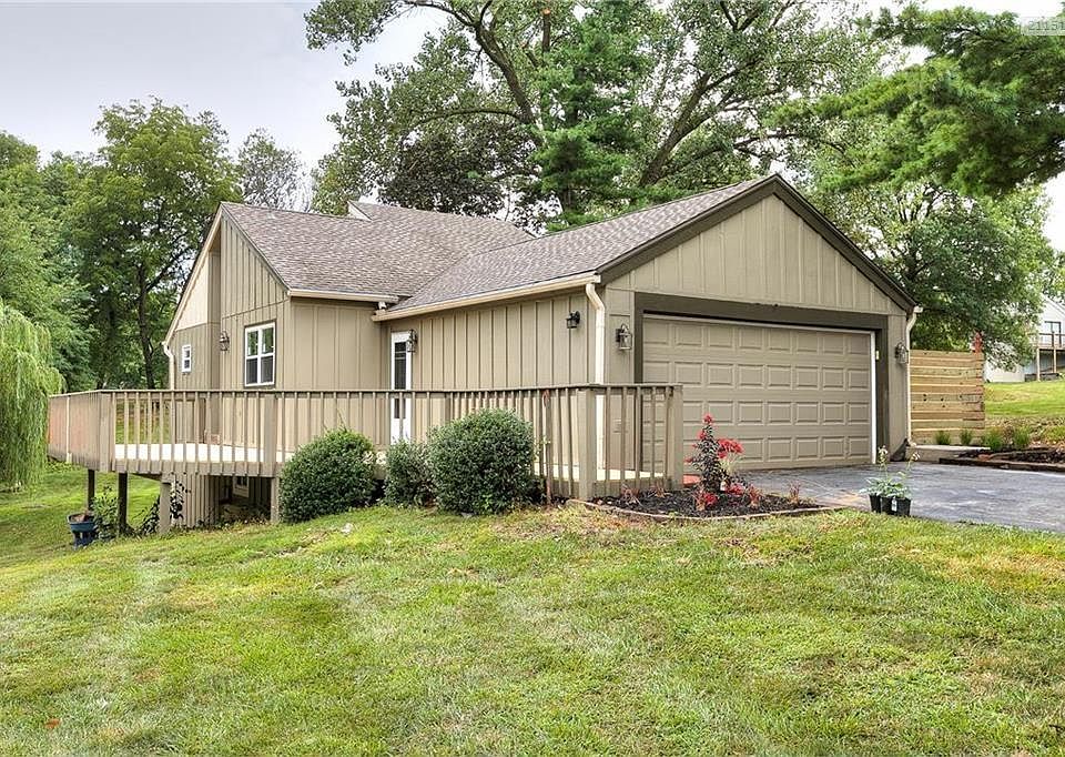 Remodeled home in The Coves