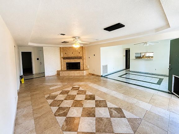 4th image of 3827 Addicks Clodine Rd