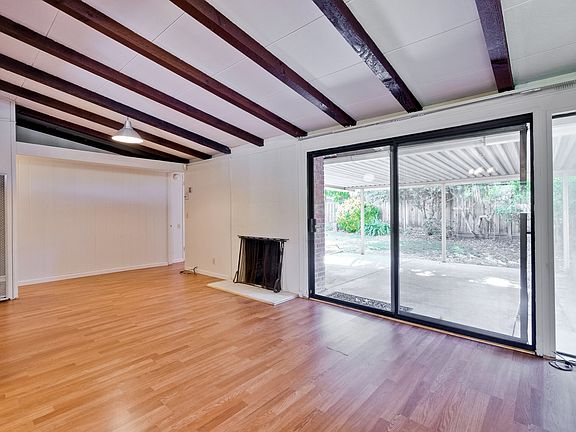 5th image of 510 Ashton Ave