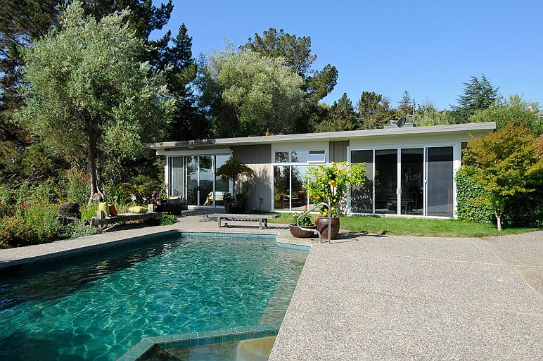1st image of 26877 Nina Pl