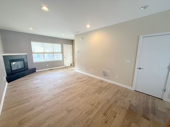 3rd image of 412 Enterprise Blvd #29