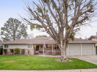 1004 W Howard Ave, Visalia, CA 93277