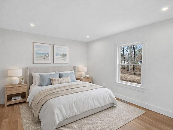 5th image of 255 Epanow Road