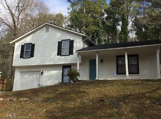 3276 Goldenchain Dr, Lithonia, GA 30038