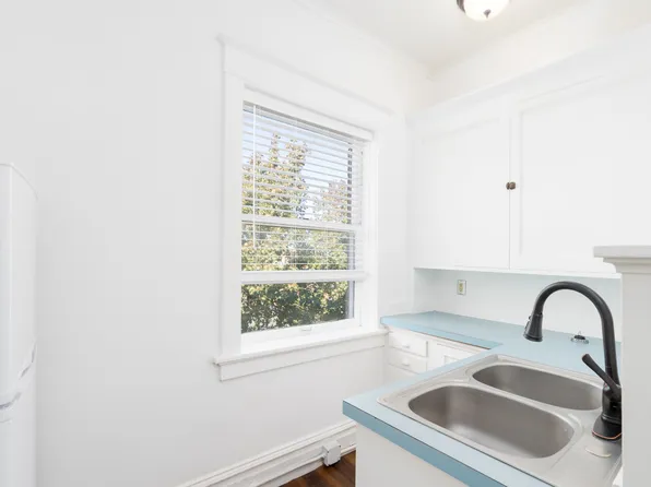 Marlboro Apartments, 180 S Cannon St #6fba4891e, Spokane, WA 99201