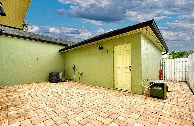 4108 Hunters Park Ln — Photo 23