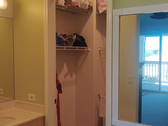 4th image of 75-6009 Alii Dr APT K1