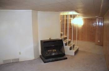 4th image of 1562 E Browning Ave