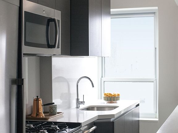 4th image of 501 W 113th St APT 1504
