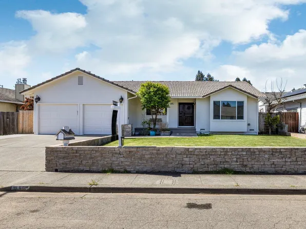 967 San Francisco Way, Rohnert Park, CA 94928