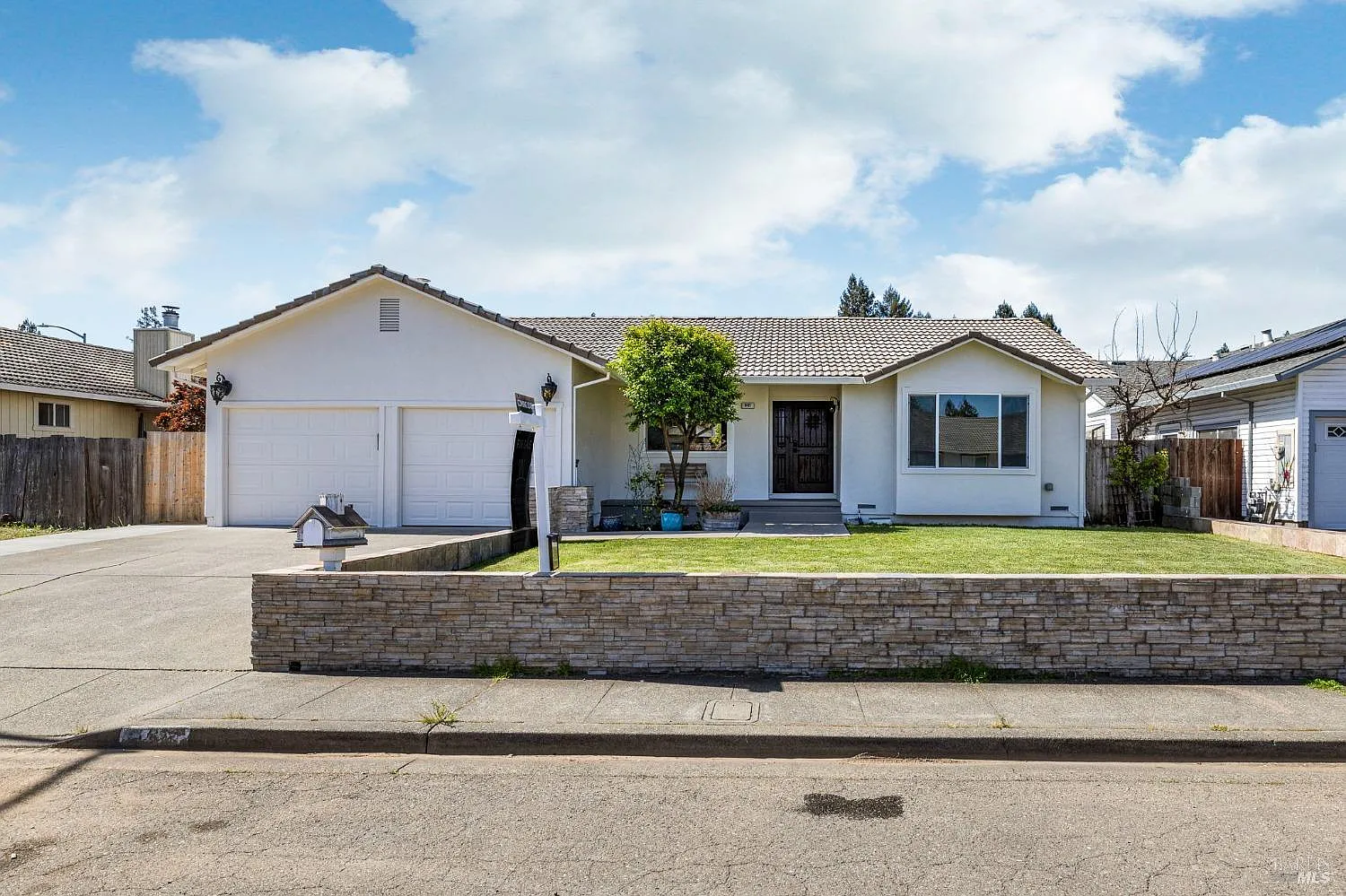 967 San Francisco Way photo 1