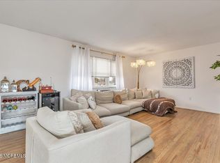 910 South St APT 11, Pt Pleasant Beach, NJ 08742