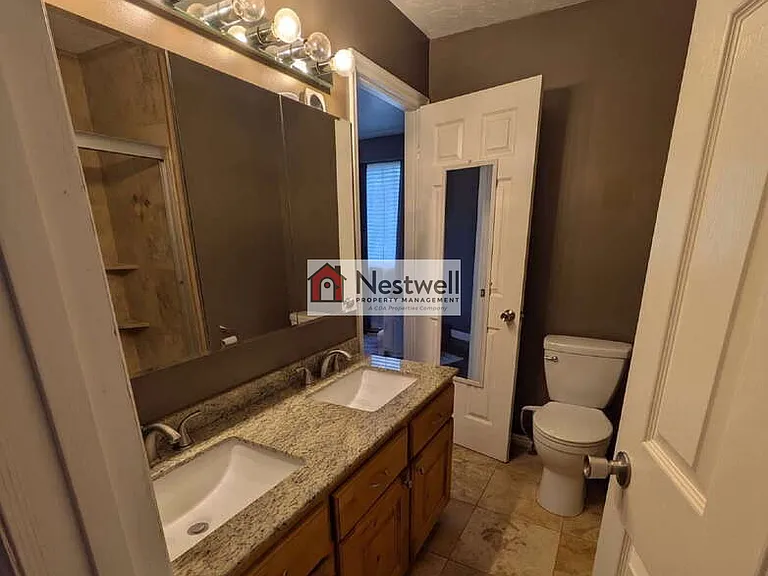1637 W Crystal Ridge Dr — Photo 11