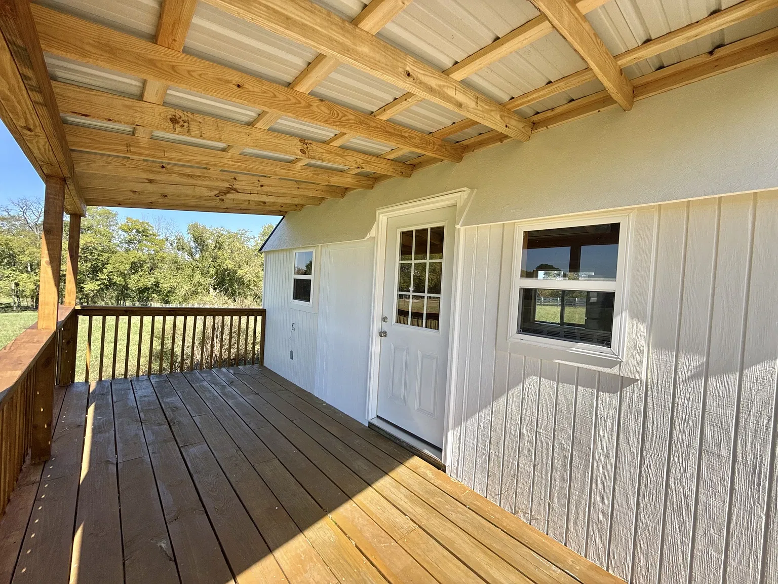 1 bed, 1.0 bath, 250 sqft, $700 — Photo 2