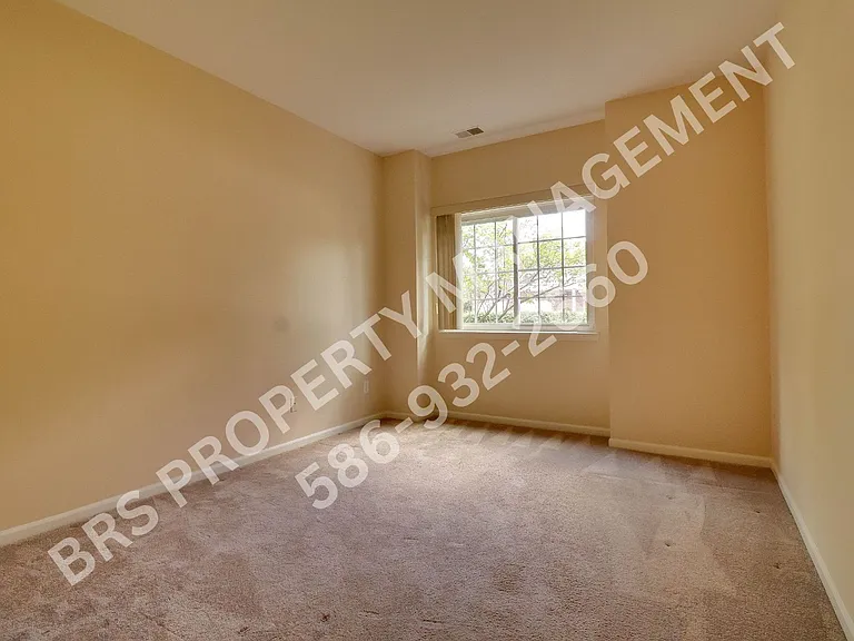 14389 Moravian Manor Cir — Photo 15