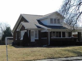 607 E Locust St, Fort Branch, IN 47648