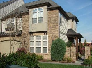 322 Sunstone Dr, Cary, NC 27519