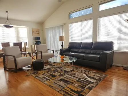 5124 Lone Star Pl