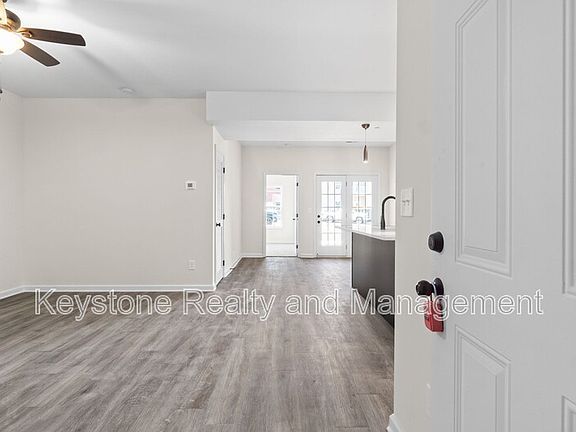 2nd image of 229B E Johnson Cir #107