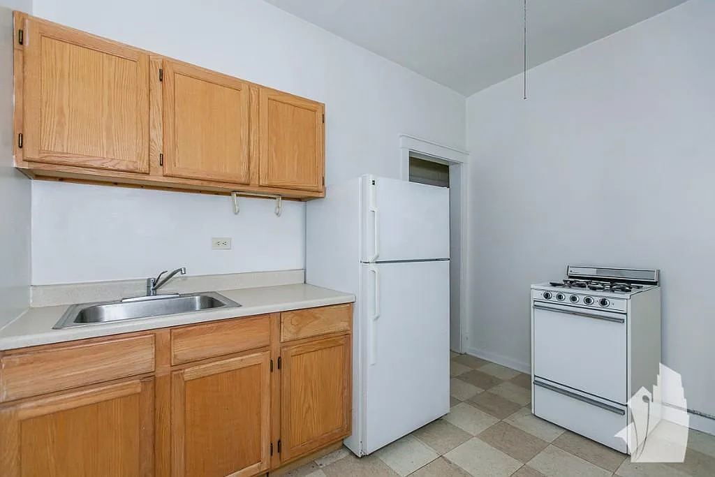 Studio, $1,695 — Photo 4