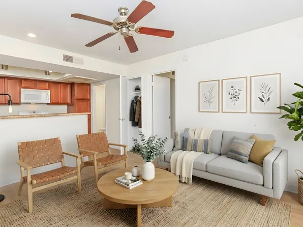 Marabrisa Condominiums