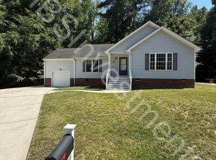 119 E Highland Ct, Colonial Heights, VA 23834