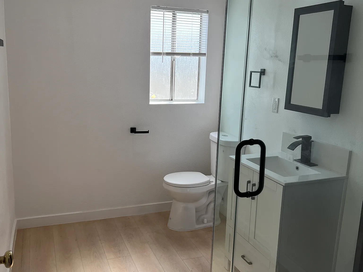 Studio, 390 sqft, $1,850 — Photo 4