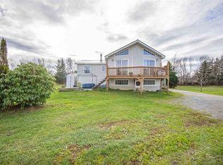 14 Pine Ln, Meteghan, NS B0W2J0