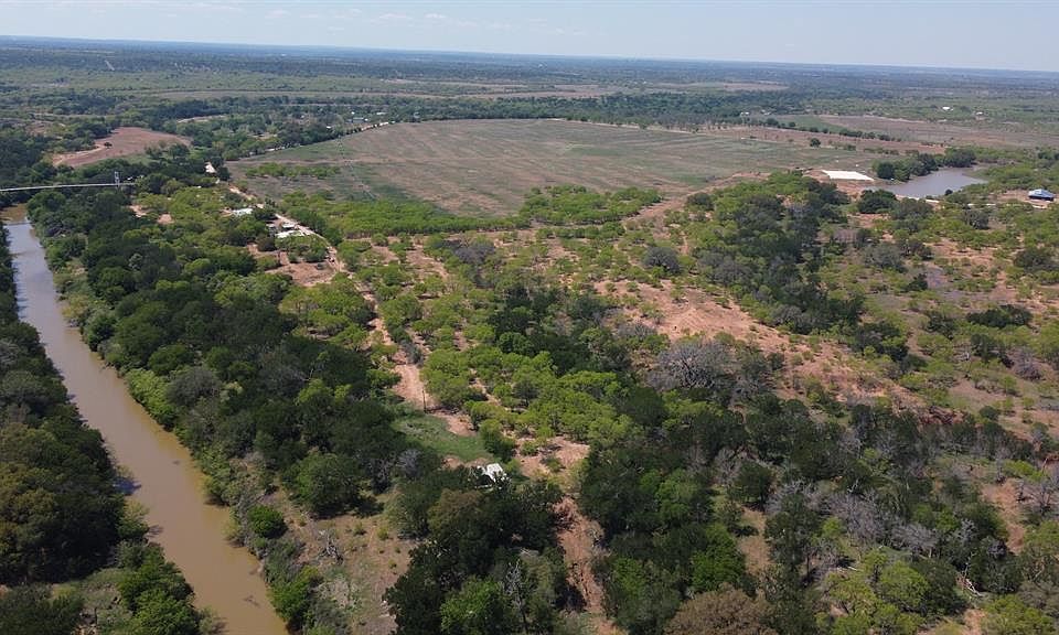 1st image of 661 County Road 432
