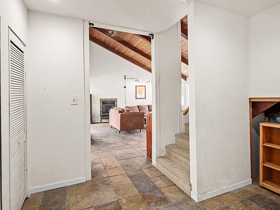 3rd image of 15628 Calle El Capitan