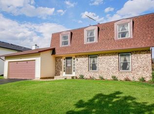 1088 Florida Ln, Elk Grove Village, IL 60007