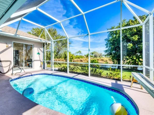 306 Bayside Pkwy, Nokomis, FL 34275