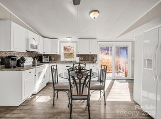 106 Hazy Day Rd, Swannanoa, NC 28778