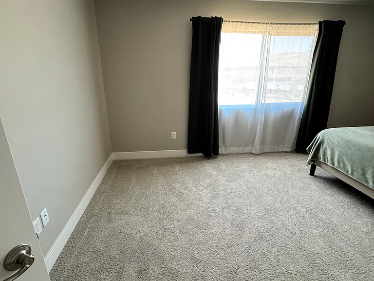 456 N 480 W — Photo 18