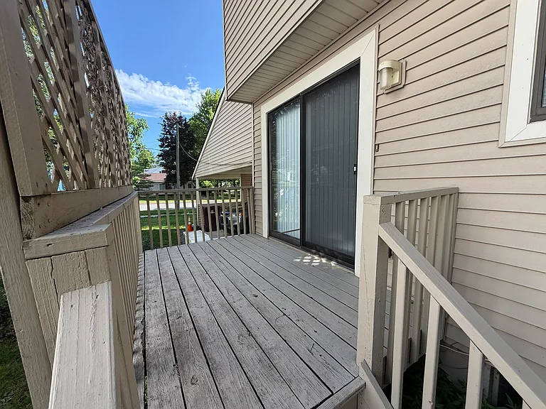 1707 Dexter Ave — Photo 31
