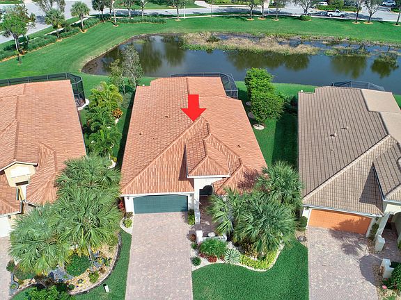 3rd image of 6899 Fabiano Cir