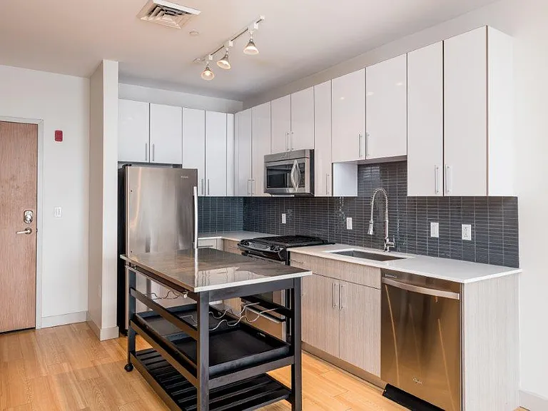 319 D St #308 — Photo 1