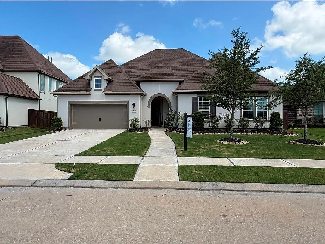 Building Photo - 3606 Canyon Dr