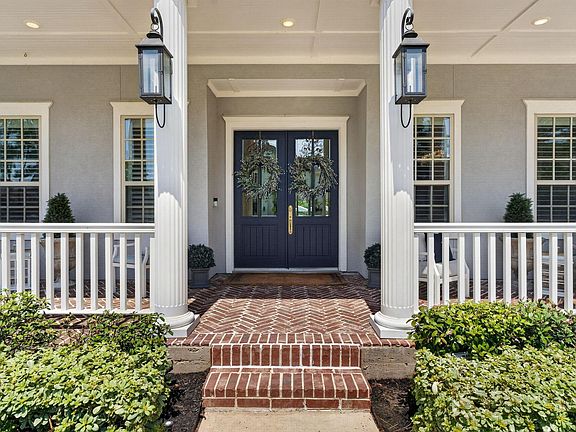 4th image of 202 S Thatcher Bend Cir