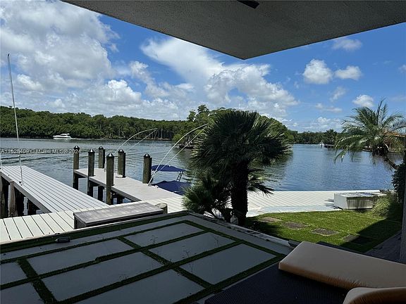 2nd image of 450 Poinciana Dr #1612