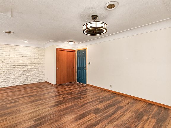 5th image of 4225 Grand Ave APT 9