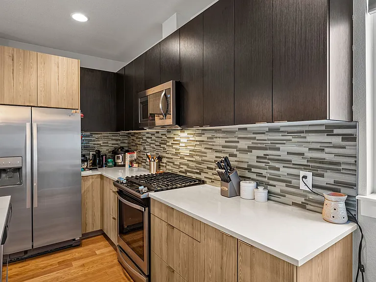 1821 Irving St #104 — Photo 20