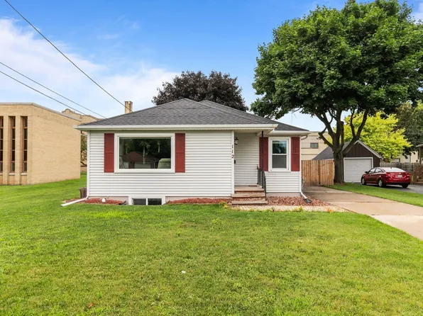 112 N Wilson St, Kimberly, WI 54136